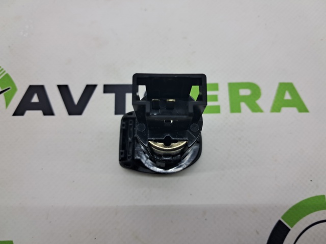 Прикуриватель 253313SH0A NISSAN