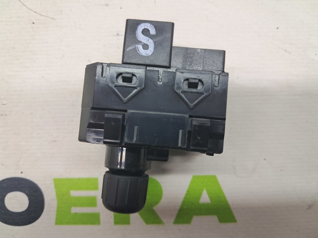 NISSAN 255705SA0A Регулятор зеркал в наличии Ровно