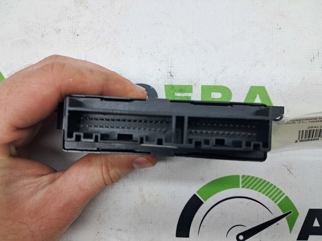 Модуль (блок ЭБУ) управления парктроником 284L06711R NISSAN