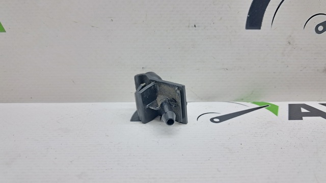 Сопло омывателя лобового стекла левое 289335NA0A NISSAN
