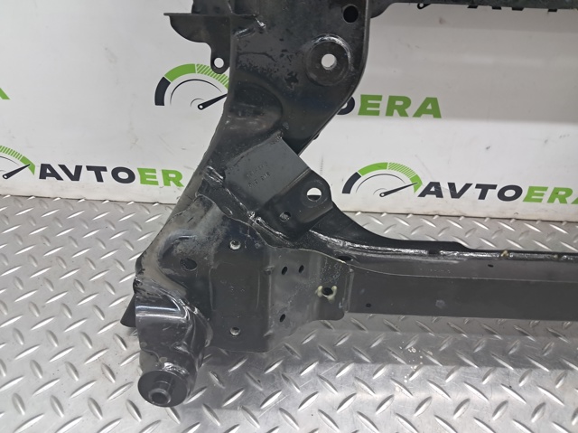 BMW 31106891256 Подрамник передний в наличии Винница