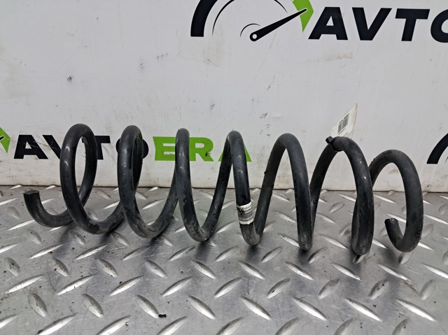 Пружина передняя 31336796765 BMW