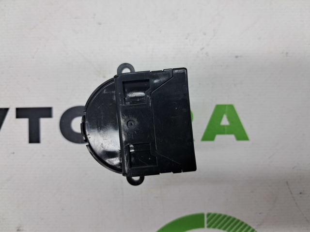 VOLVO 31346800 Датчик температуры салона в наличии Одесса
