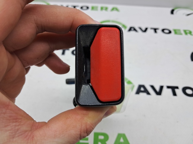 31369301 VOLVO Рычаг (замок) фиксации ремня безопасности передний левый купить в Каменское