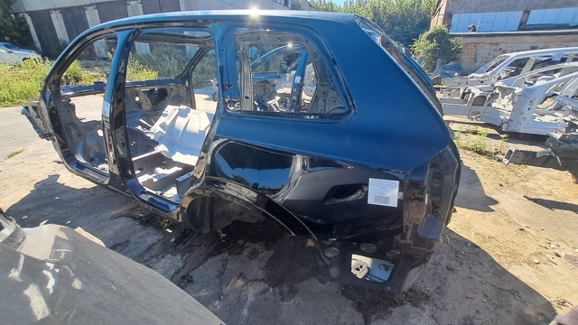 Крыло заднее левое 31416317 VOLVO