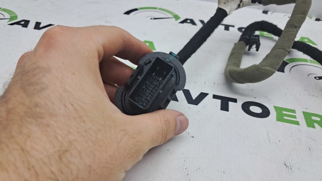 31676181 VOLVO купить в Кривой Рог