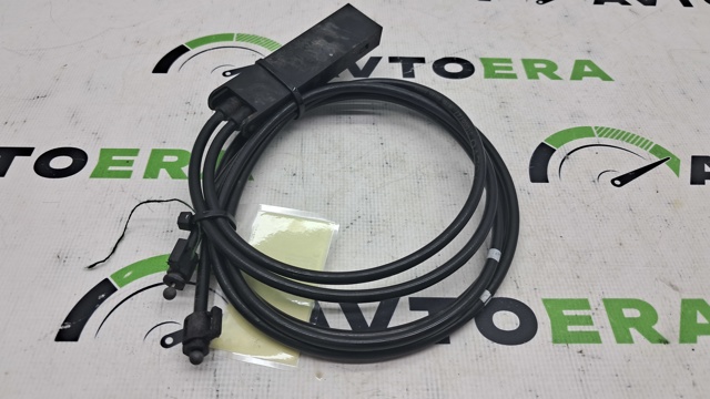 VOLVO 31688727 Трос открывания капота передний в наличии Тернополь