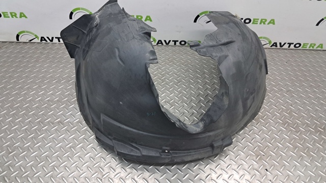 VOLVO 31694870 Подкрылок передний правый в наличии Николаев