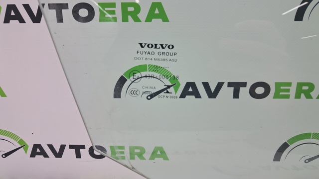 32244871 VOLVO Стекло двери передней правой купить в Львов