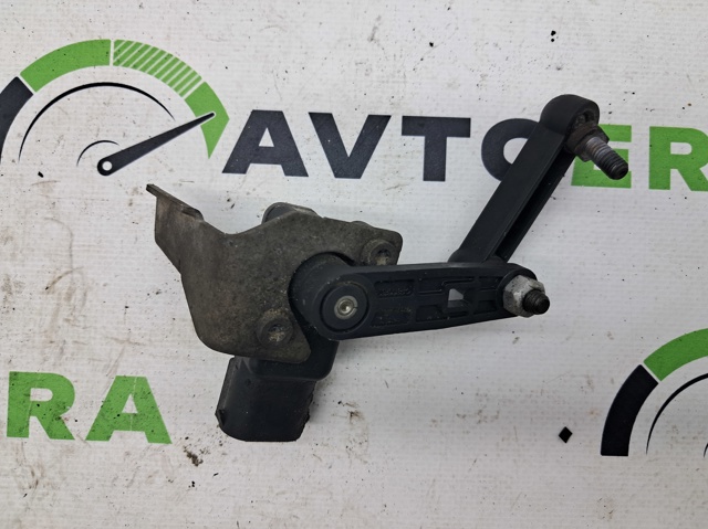 Датчик уровня положения кузова, передний правый 32246992 VOLVO