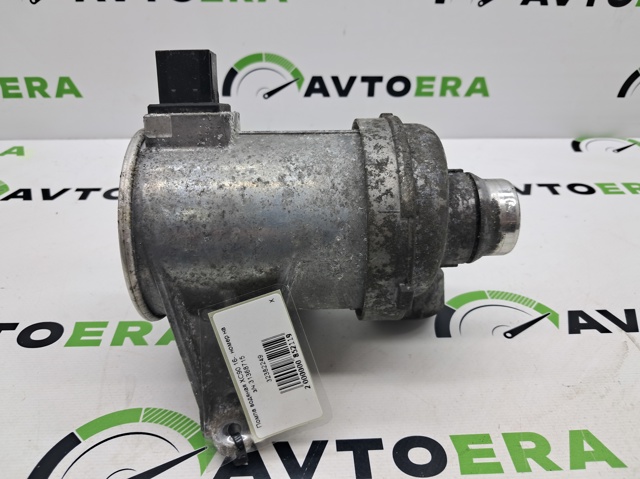 Помпа водяная, (насос) охлаждения 32382249 VOLVO