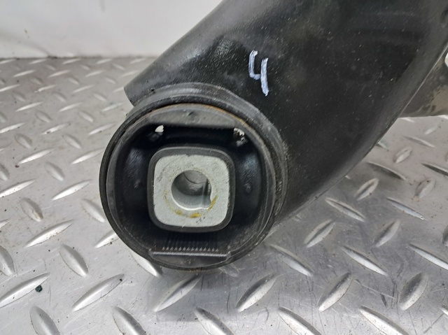 Балка задней подвески, подрамник 33306874404 BMW