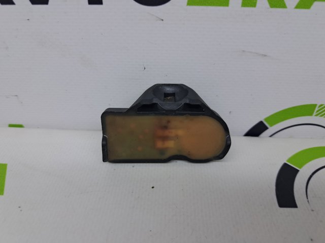 Кран управления давлением системы накачки шин Renault Megane I