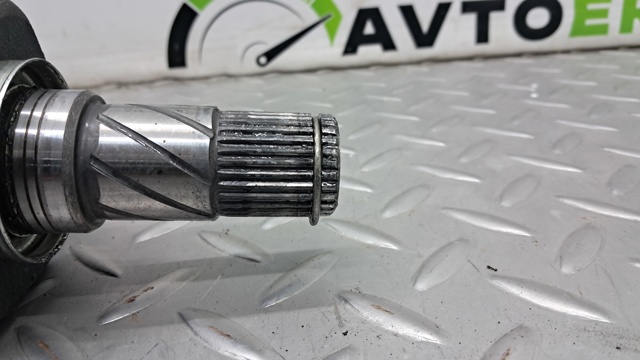 NISSAN 391015NA2A Левая полуось в наличии Запорожье