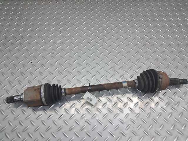 Левая полуось 391015SA2A NISSAN