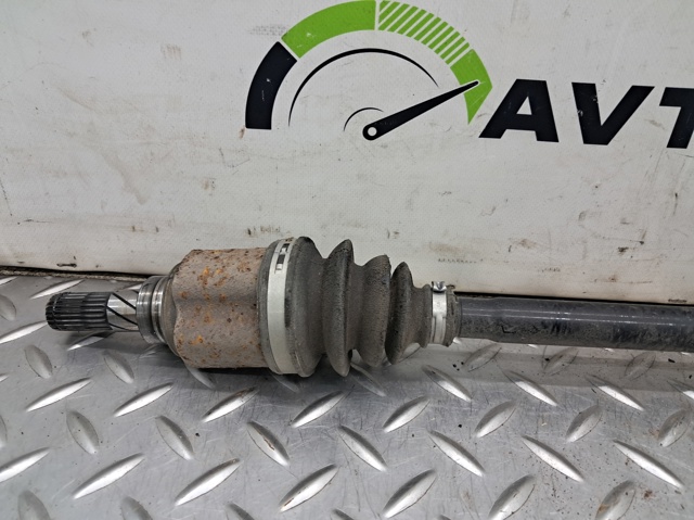 Приводы задних колес 396006RE0A NISSAN