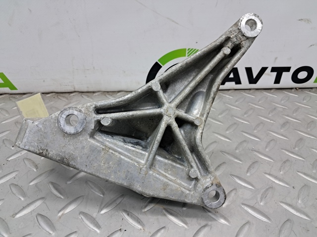 397806RA0B NISSAN Опора подвесного подшипника передней полуоси купить в Житомир