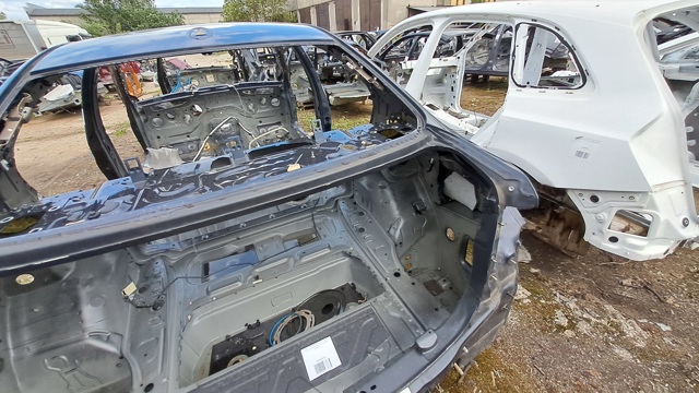 41007298172 BMW Крыло заднее правое купить в Черкассы