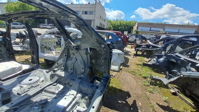 BMW 41007955006 Крыло заднее правое в наличии Ирпень