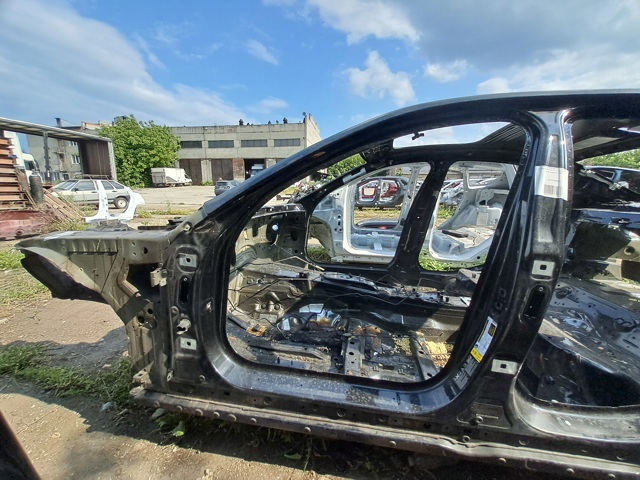 Панель брызговика (лонжерона) моторного отсека, левая 41107259359 BMW