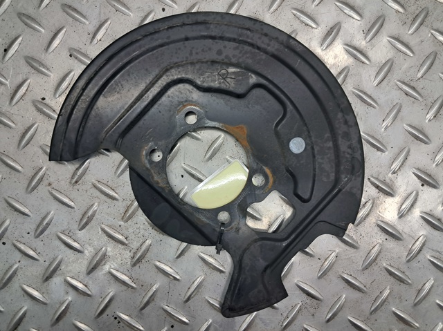 Защита тормозного диска, переднего, правого 411514ND0A NISSAN