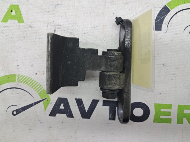 Петля передней двери правая 41517259594 BMW