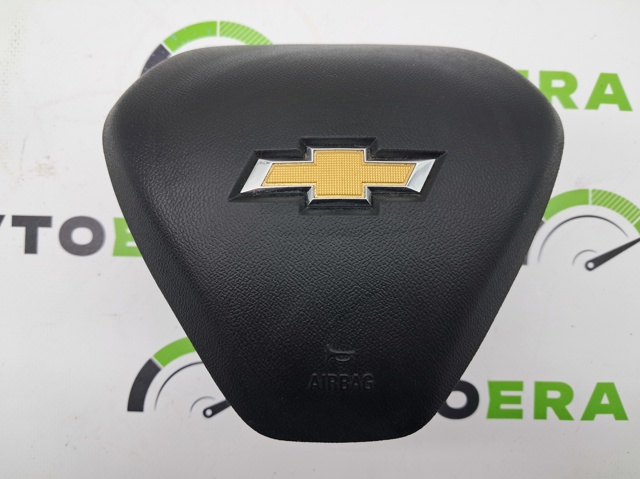 Подушка в руле 42681145 GM