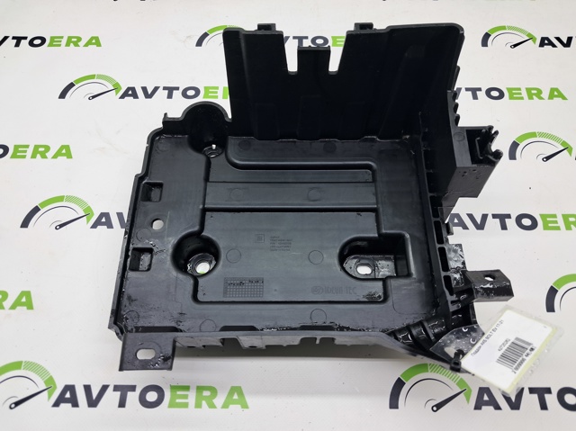 Крепление аккумулятора 42725262 GM