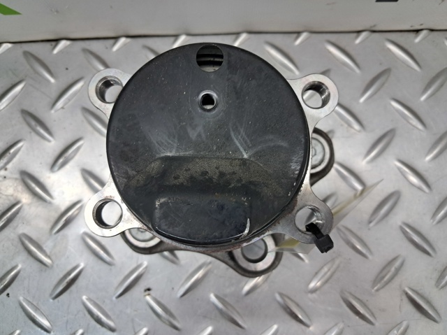 NISSAN 432025SN0A Ступица задняя в наличии Тернополь