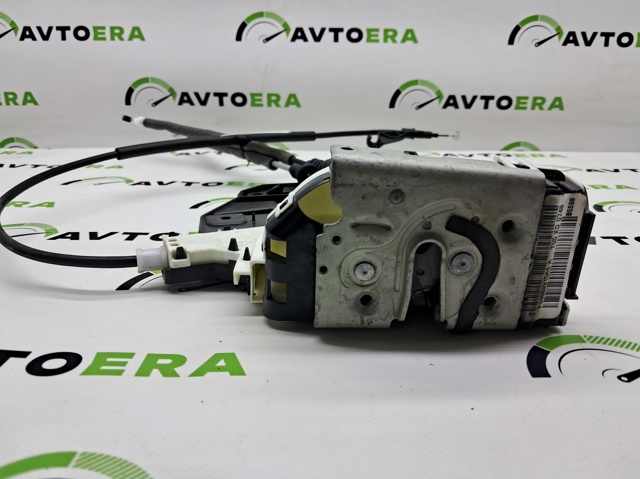 CHRYSLER 4589915AE Замок двери задней левой в наличии Ирпень