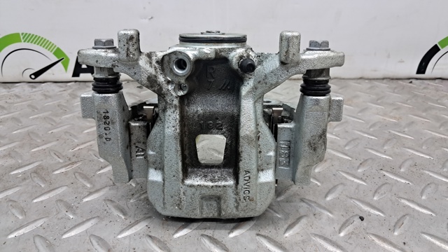 Суппорт тормозной задний правый 478300R050 TOYOTA