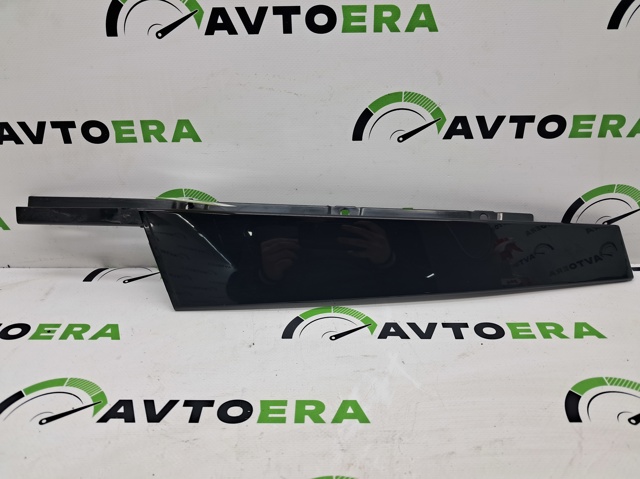 Накладка двери передней левой вертикальная 4G0837901A5FQ VAG