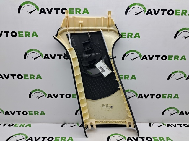 Обшивка стойки кузова внутренняя, средняя правая 4G0867244JY1 VAG