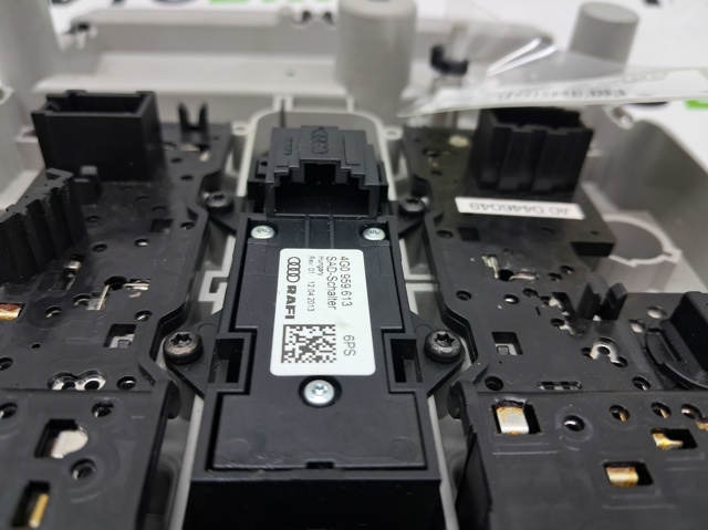 VAG 4G0947135E6PS Плафон салона в наличии Днепр