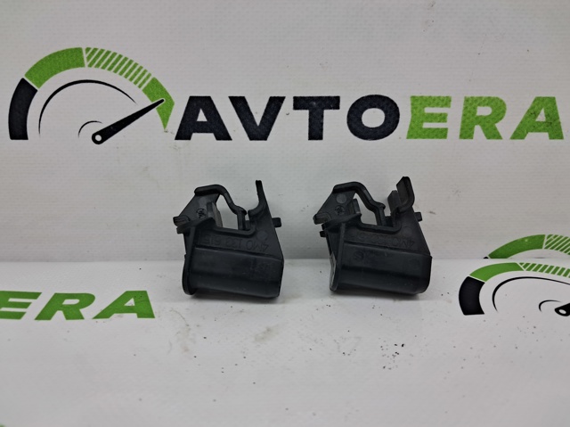 VAG 4M0133615 Кронштейн воздушного фильтра в наличии Запорожье