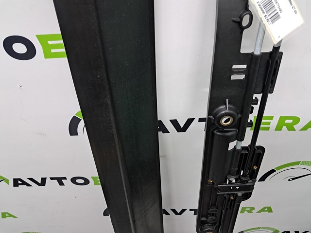 VAG 4M0877049D Рама люка в наличии Черкассы