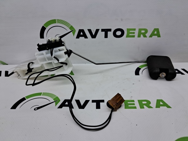 Датчик уровня топлива в баке, левый 4M0919671C VAG