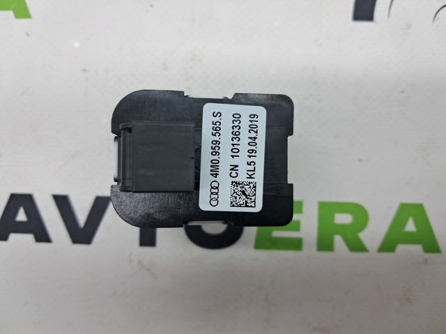 Регулятор зеркал 4M0959565S VAG