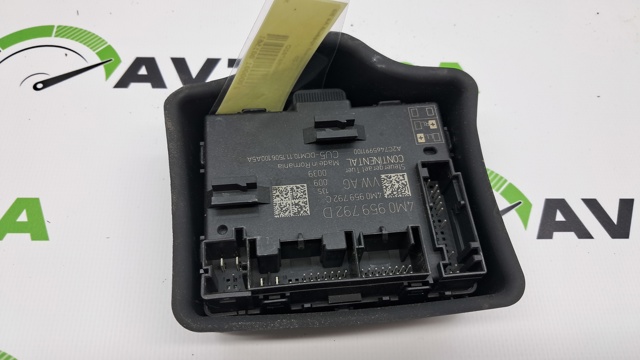 4M0959792D VAG Блок комфорта передней двери купить в Николаев