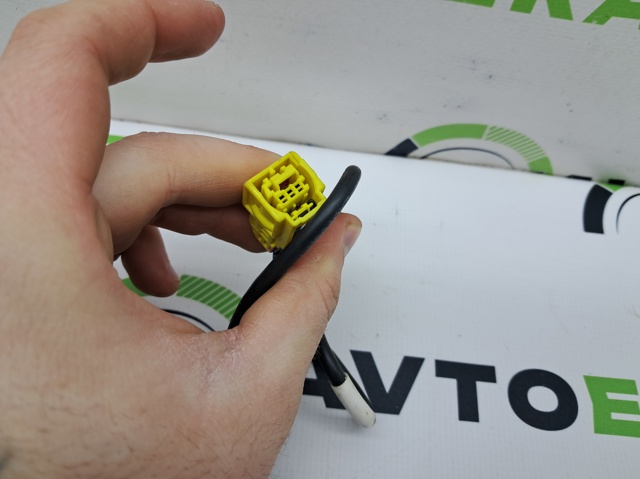 4M0971553D купить Николаев