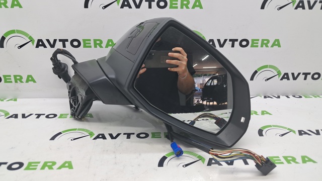 Боковое зеркало заднего вида правое 4M1857410L9B9 VAG