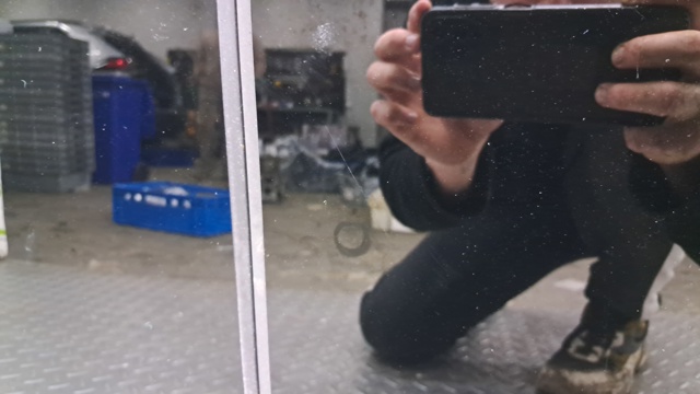 VAG 4M8877055 Крышка люка крыши передняя в наличии Винница