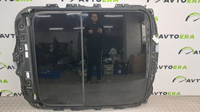Крышка люка крыши передняя 4M8877055 VAG