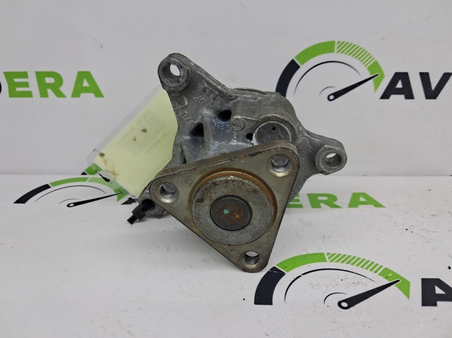 4S4Z8501AA Помпа водяная (насос) охлаждения купить Винница