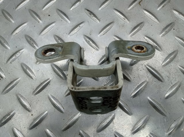5067941AC CHRYSLER Петля двери задней левой купить в Украина
