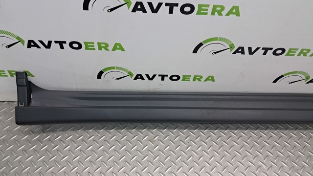 51127488232 Накладка (молдинг) порога наружная правая купить Николаев