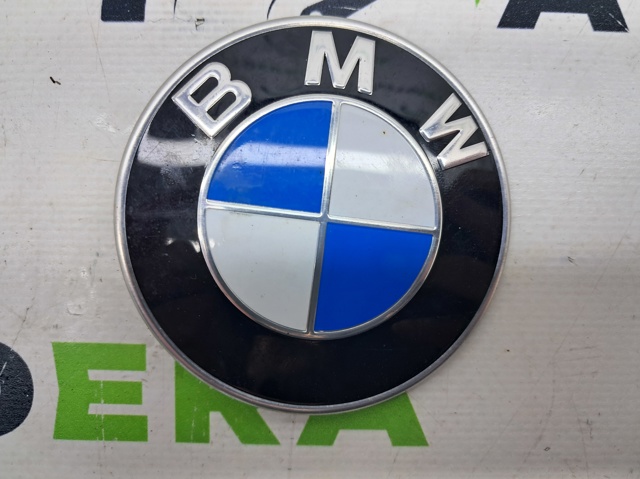 Фирменный значок 51147463715 BMW