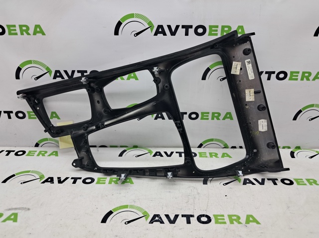 51169206389 BMW Накладка декоративная центральной консоли купить в Николаев