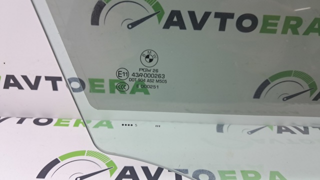 51337470632 BMW Стекло двери передней правой купить в Ужгород