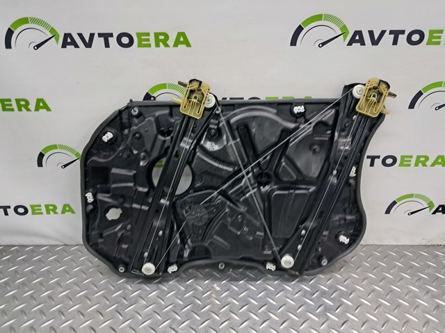 Стеклоподъемник передней двери 51337487085 BMW